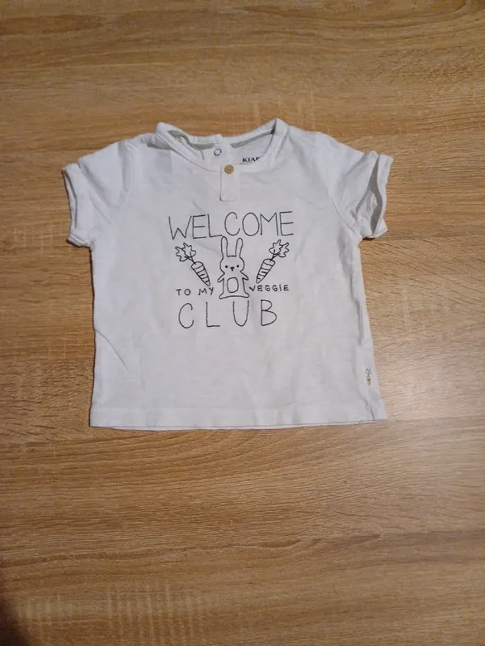 Tee shirt