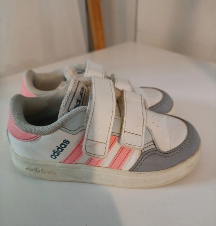 Basket Adidas à scratch