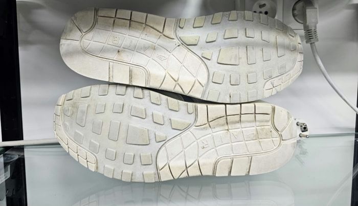 Basket Nike Air Max 1 - photo numéro 4