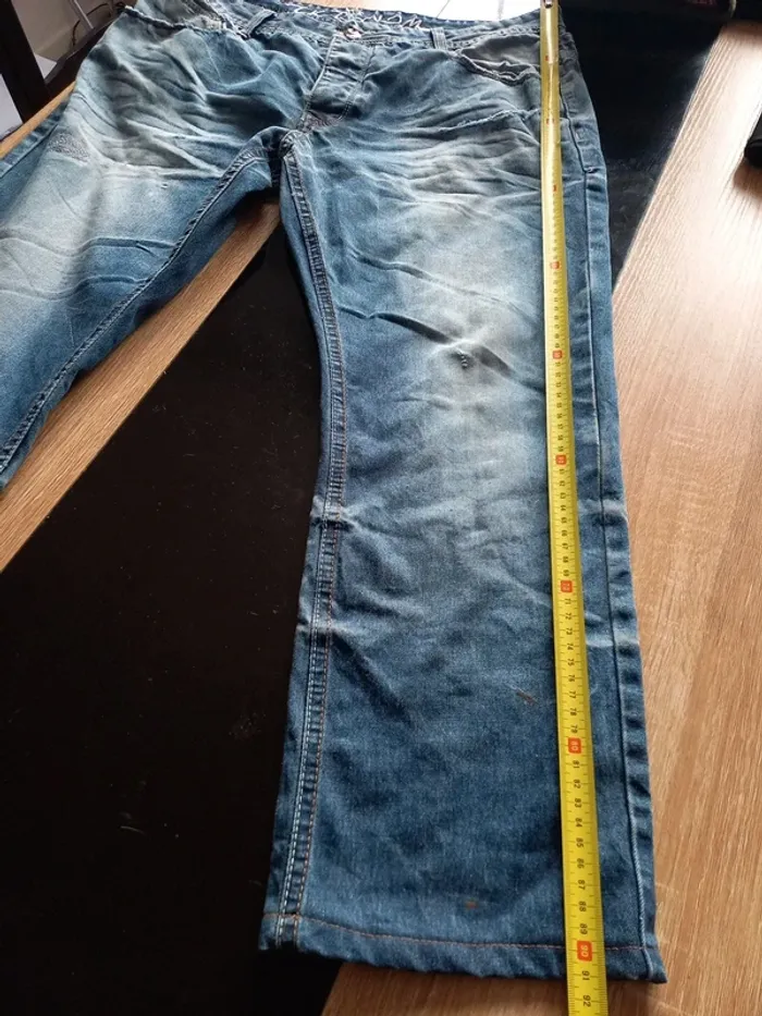 Jean's homme T46 - photo numéro 10