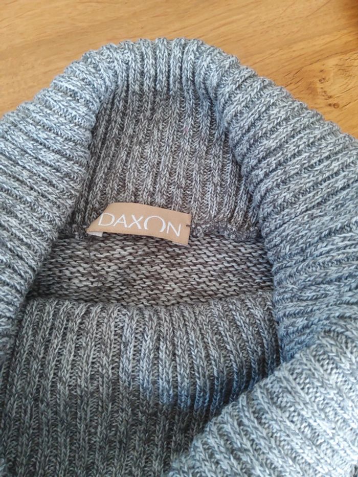 Pull gris - photo numéro 3