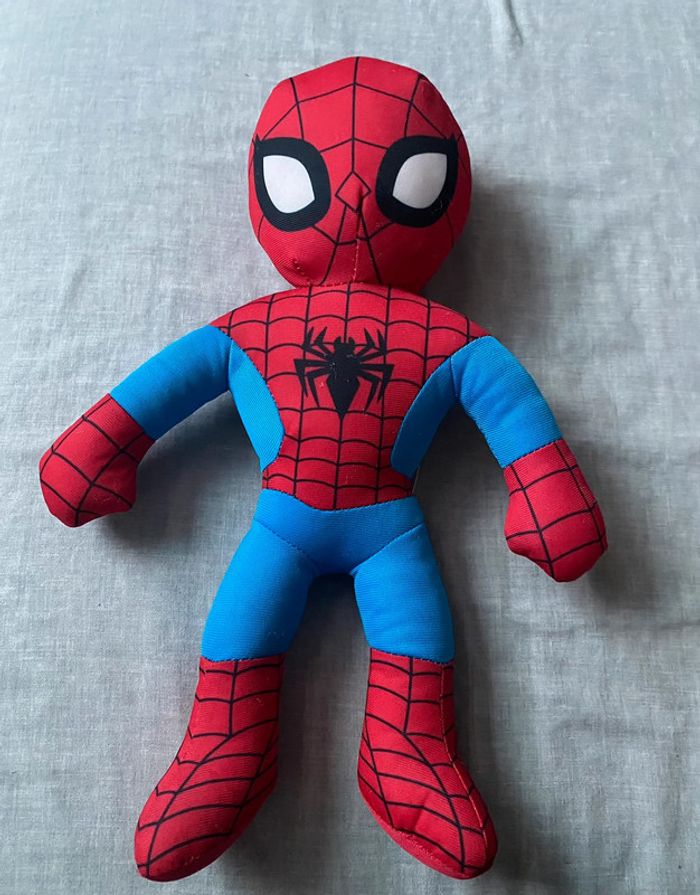 Spiderman peluche sonore - neuf