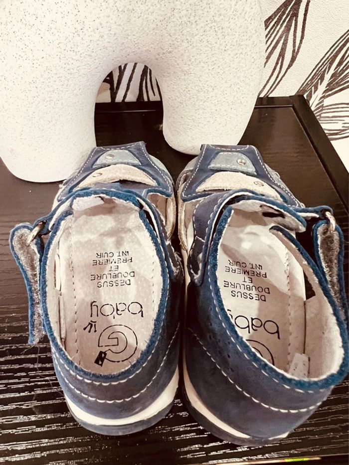Pointure 22 chaussures d’été garçon Gemo bleues 💙 - photo numéro 5