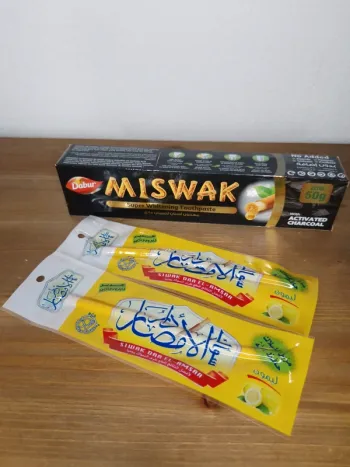 Miswak charbon actif 170g et 2 siwak citron