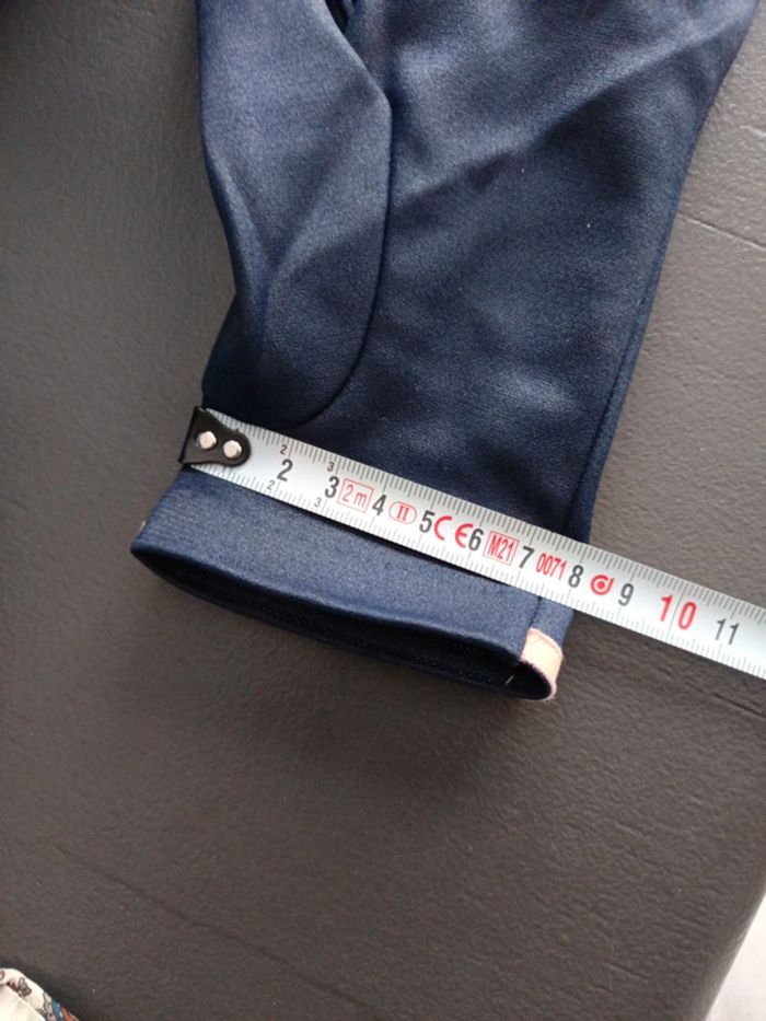 Gants bleus - photo numéro 5
