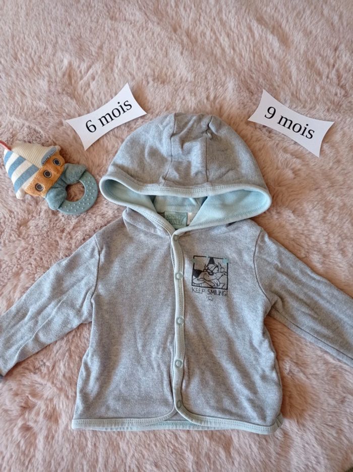 Gilet léger à capuche 6/9 mois