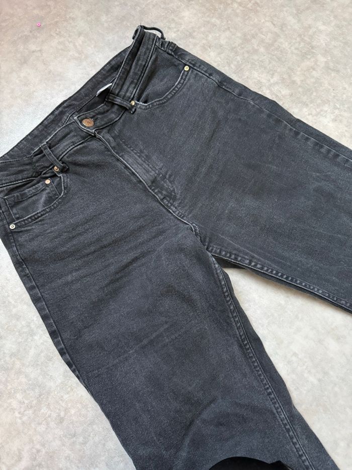 Jean  noir taille droite