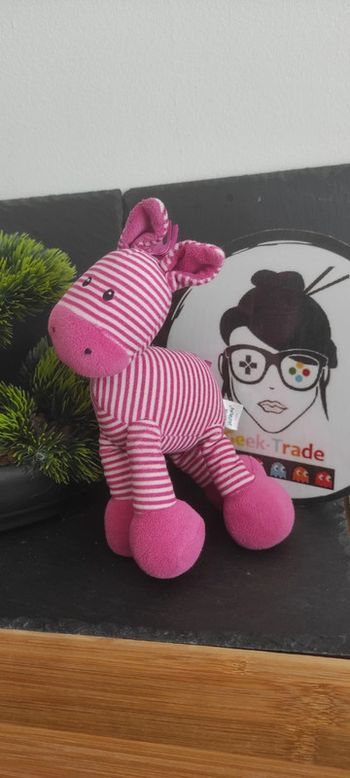 doudou peluche hochet zebre little jellycat rose violet blanc hochet grelot Ane cheval