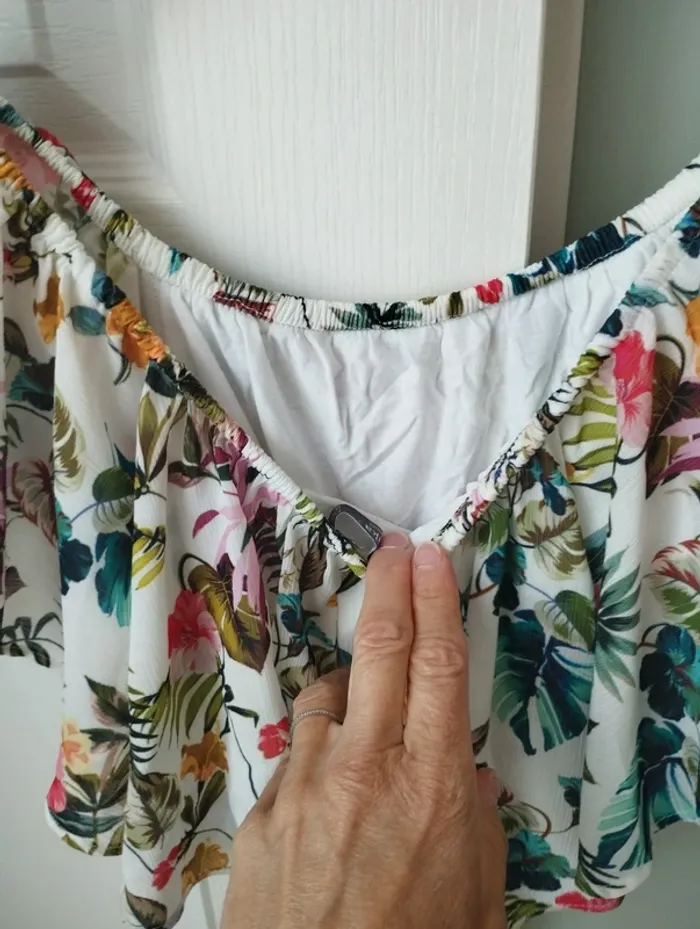 Top à volants fleurie Bershka S - photo numéro 4