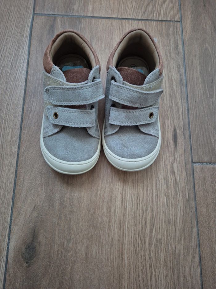 Chaussures 1er pas vertbaudet taille 23