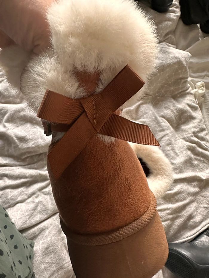 Très belles bottes fourrés 37 - photo numéro 2