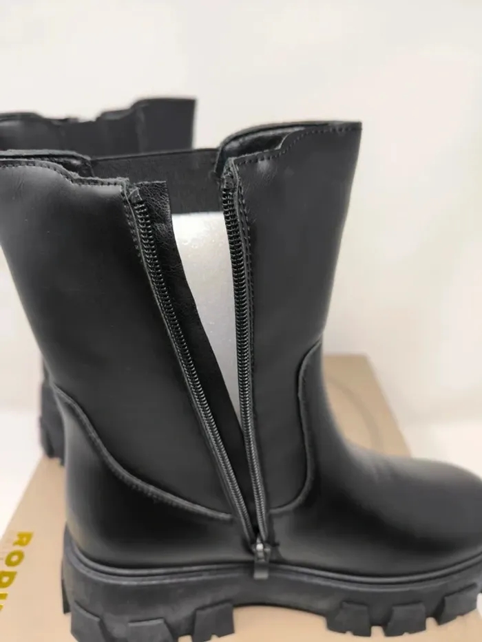 Bottines noires Rodier – neuves, taille 38 - photo numéro 5
