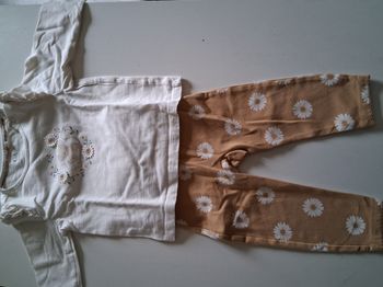 Ensemble pour bébé fille avec motifs souris et fleurs de marque C&A