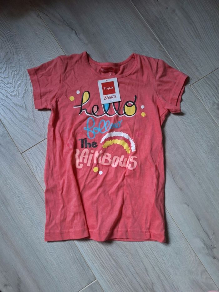 Tee-shirt fille 10 ans corail neuf
