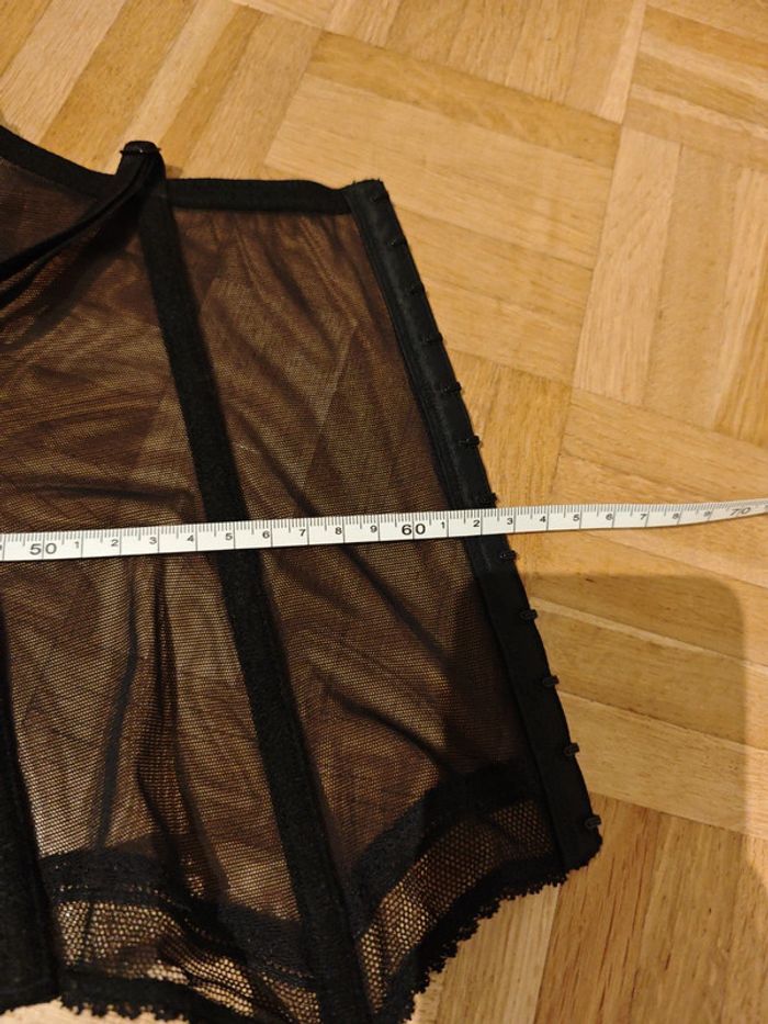 Corset Etam noir et blanc en satin et dentelle - photo numéro 7