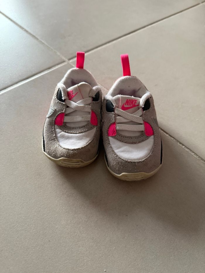 Chaussure bébé - photo numéro 3