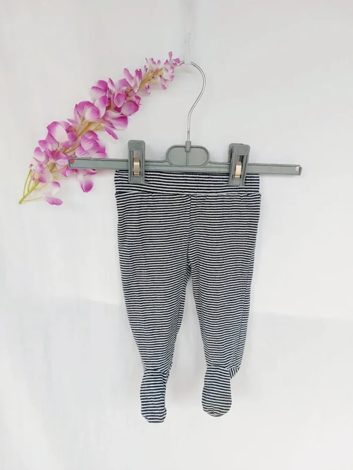 Bas de pyjama mixte avec pieds 68cms  (Zeeman) 6 mois