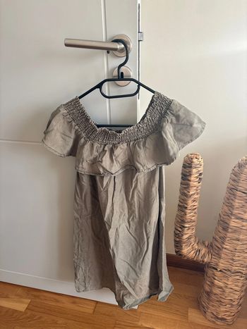 Robe épaules dénudées