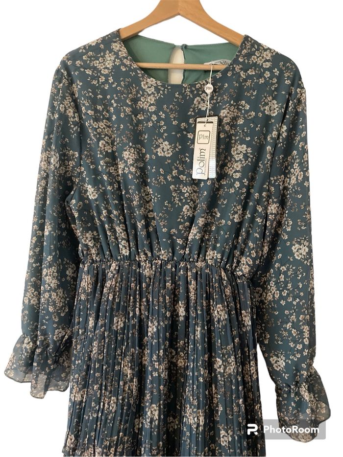 Magnifique robe Vintage 🌺 Neuve avec étiquette - photo numéro 5