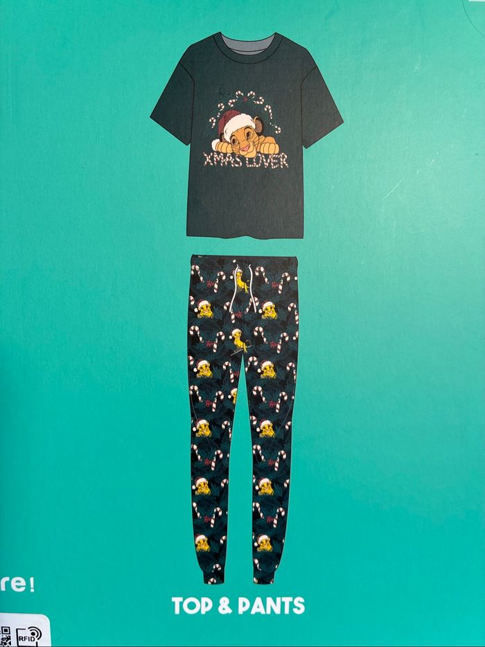 Coffret pyjama Simba Noël neuf - photo numéro 4