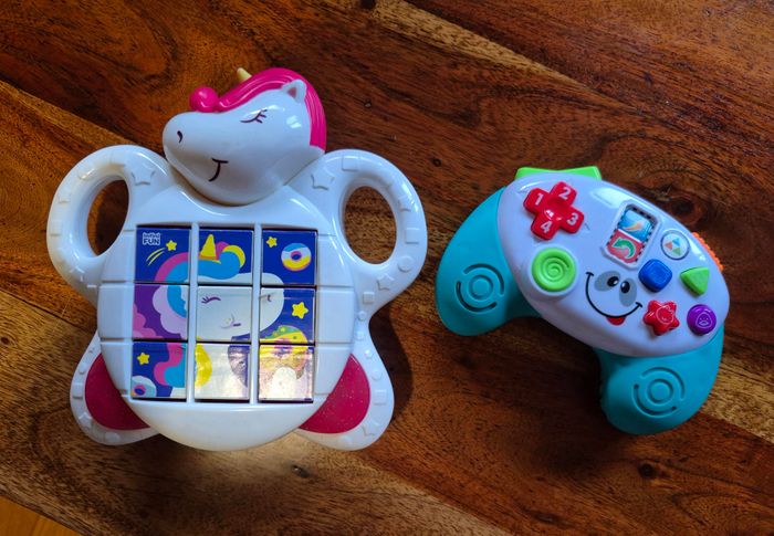 Jouets d’éveil sonore pour petit enfant à partir de 12 mois