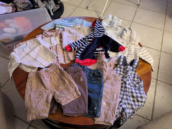 Lot de vêtements bébé garçon taille 1 mois