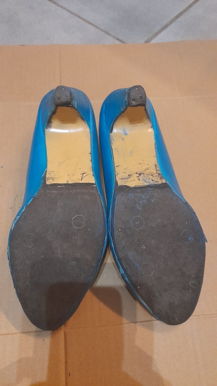 Paires de chaussures à talons hauts - photo numéro 9