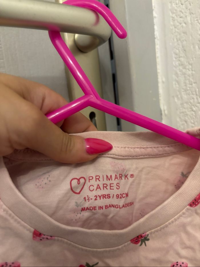T-shirt manches courtes primark 2 ans - photo numéro 2