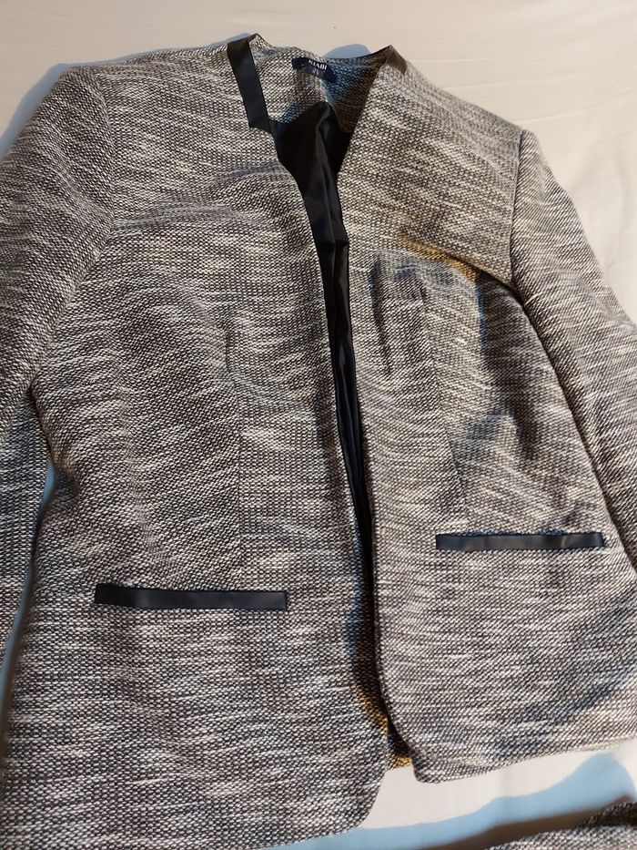 Tailleur short - photo numéro 2