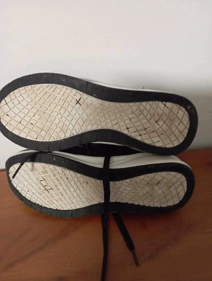 Chaussures fille noire taille 37 marque esmara très bon état porté quelques fois seulement. - photo numéro 6