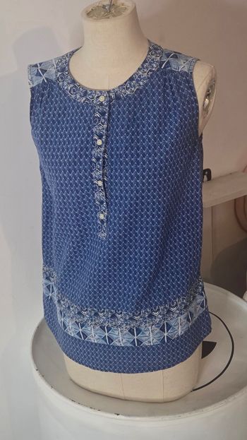 GAP – Blouse Sans Manches Bleu Imprimé – XS – Coupe Fluide – Excellent État