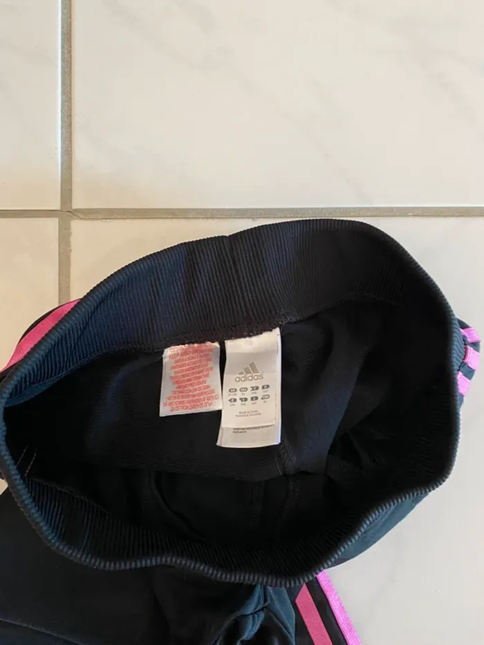 Pantalon Adidas noir et rose - 3 bandes - Taille XS- Excellent état - photo numéro 5
