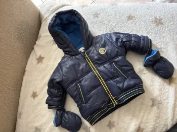 Doudoune bébé avec moufle