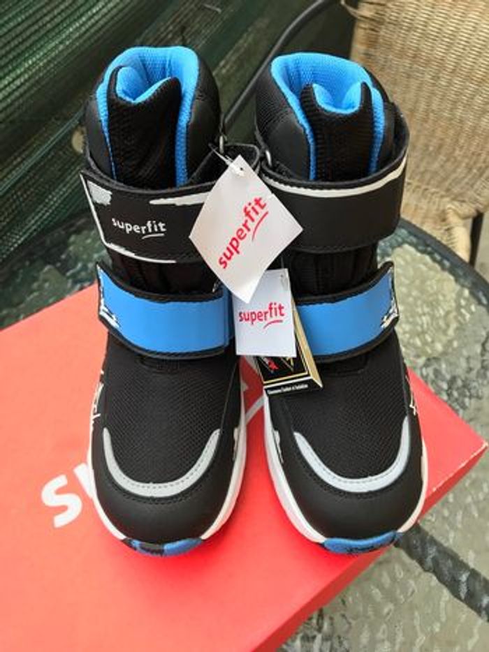 Superfit bottes hiver enfant neuves - valeur 107 € – taille 33 - photo numéro 2