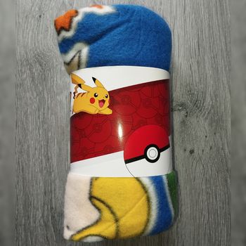 Pokémon : Plaid Polaire Awesome Team! 100x140cm