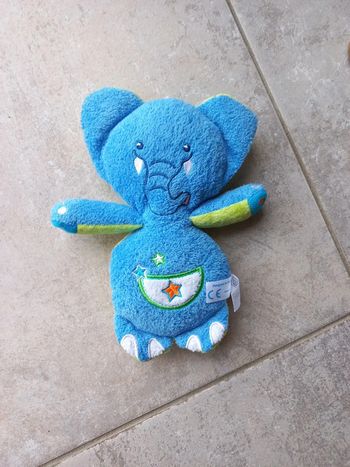 Peluche doudou réversible
