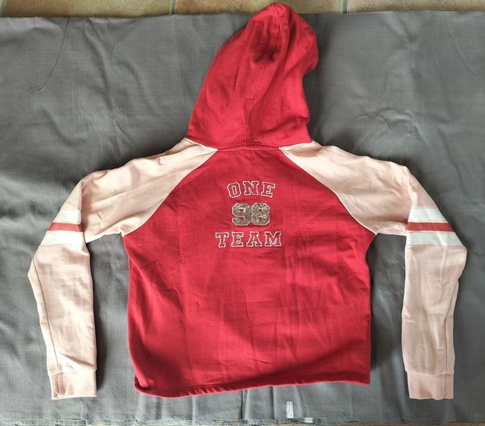 Sweat rouge 12 ans - photo numéro 2