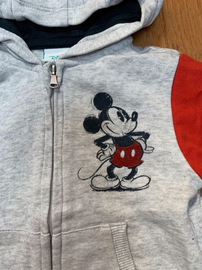 Lot 2 gilets Mickey 18 mois - photo numéro 6