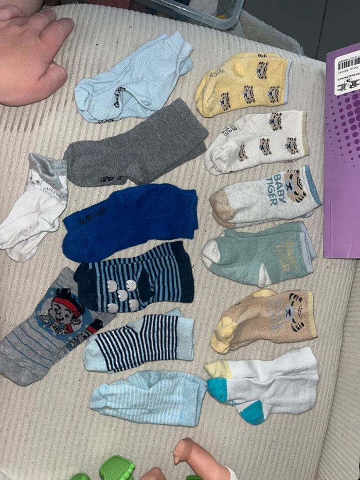 Lot de 14 paires de chaussettes 19/22