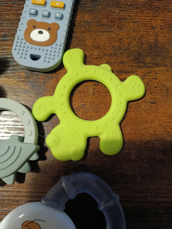 Lot jouet dentition bébé - photo numéro 2