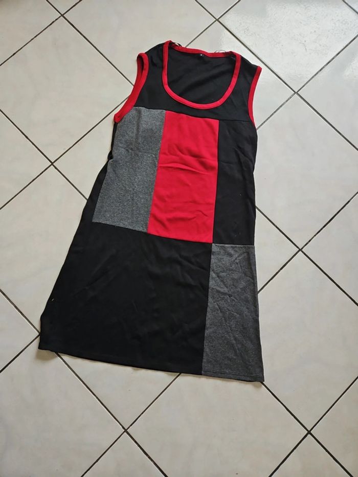 Robe droite / tunique femme / robe rouge et noire