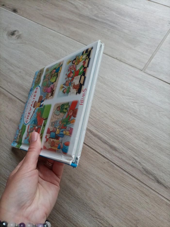 Livre la petite imagerie : au temps des chevaliers - photo numéro 4