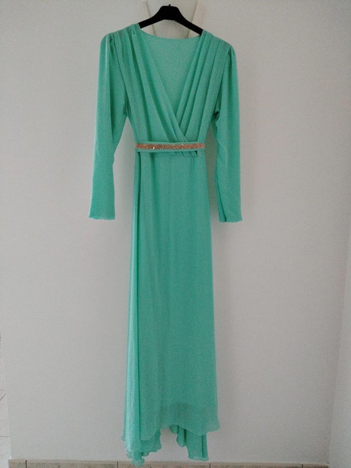 Robe de soirée longue vert menthe avec ceinture à nouer