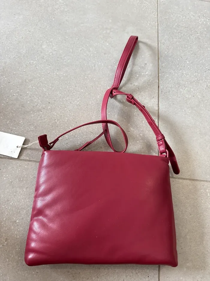 Sac à bandoulière bordeaux Salsa Jeans, neuf avec étiquette, 26*20cm valeur 60€ - photo numéro 4