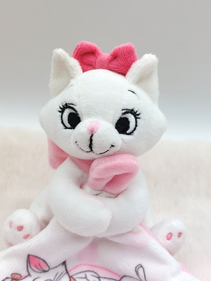 Doudou peluche chat Marie blanc rose Goodnight Disney Nicotoy Simba toys nœud - photo numéro 3