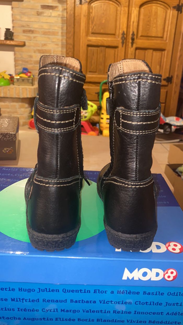 Bottes Taille 24 - photo numéro 4