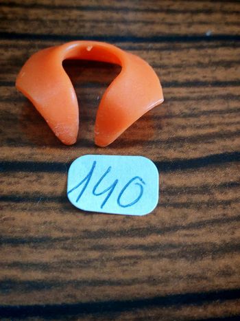 Playmobil 1900 médiéval col écharpe orange