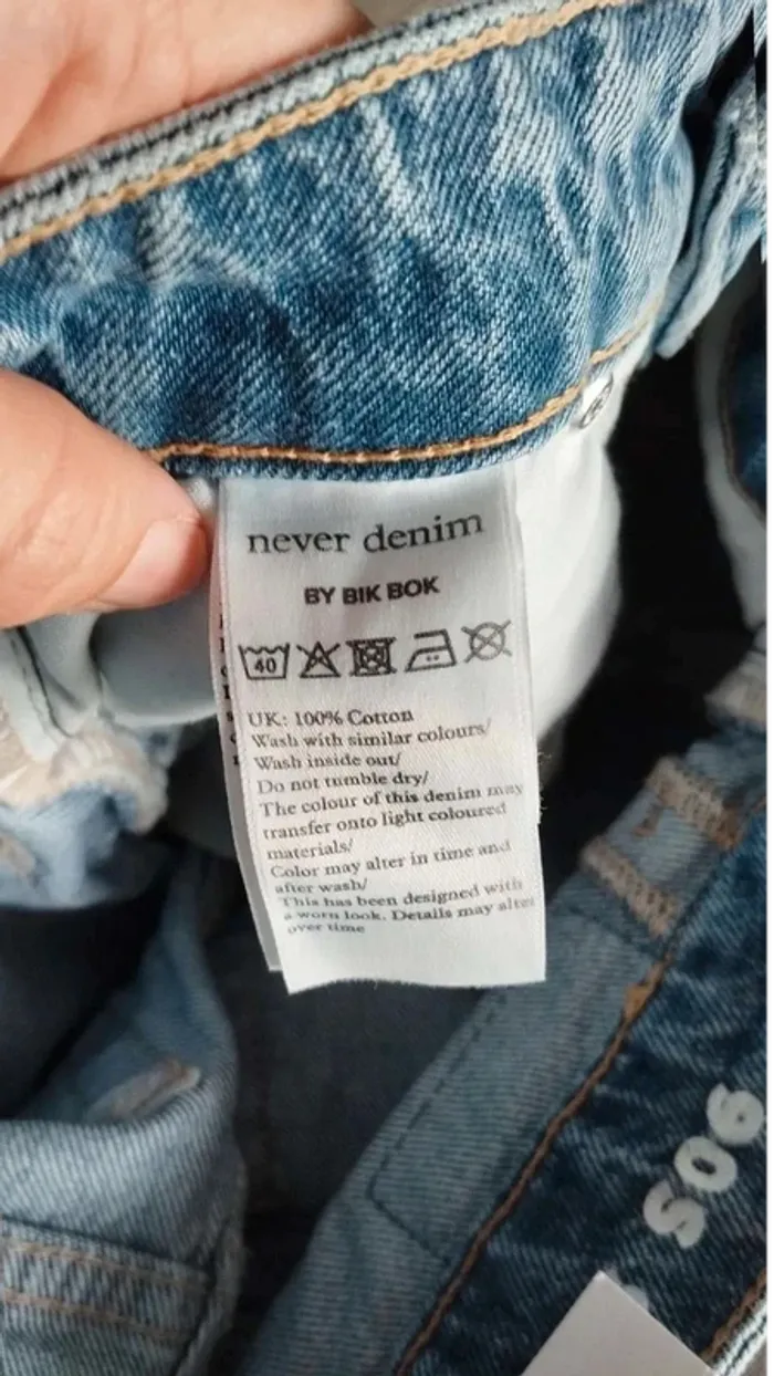 Jeans  straight taille  24/32  never  denim - photo numéro 10
