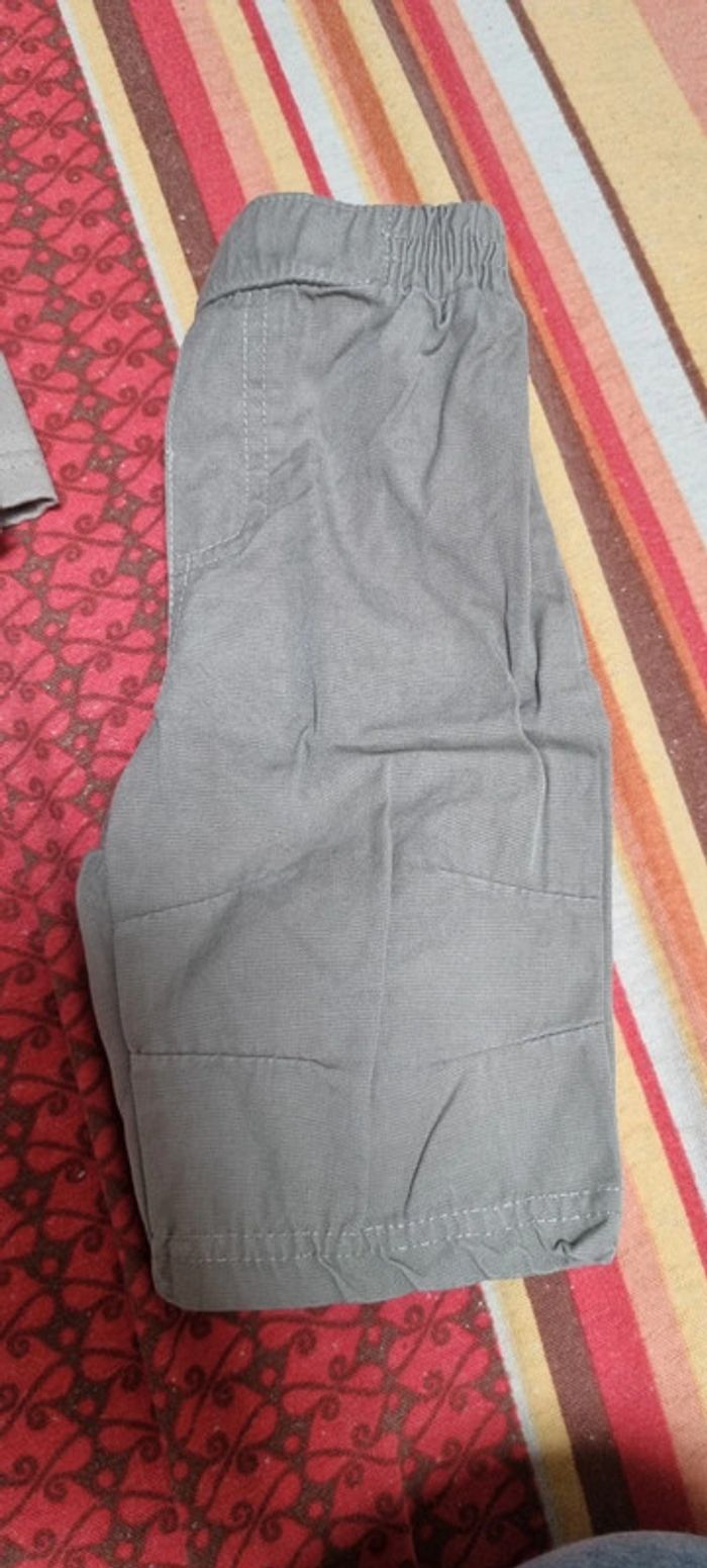 Lot pantalon pantacourt - photo numéro 4