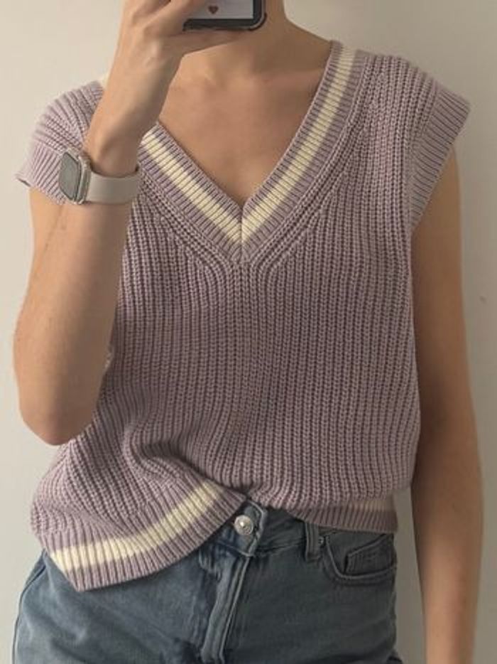 Pull sans manches col V lila H&M - photo numéro 4